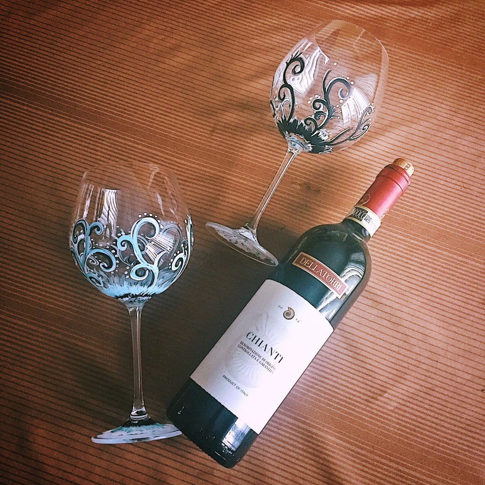 Whimsical Goblet Wine Glasses (Twin Set)
